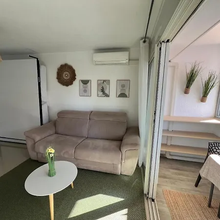 דירה Cocon Bord De Mer, Elegant With Ac And Parking And Wifi *